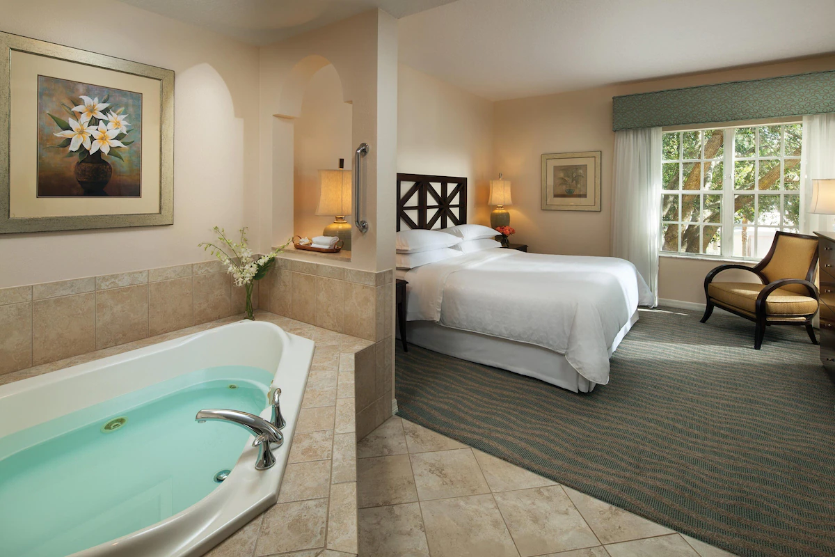 Las Vegas Hot Tub Suites - Top 20 Spa Tub Suites from Budget to Luxury