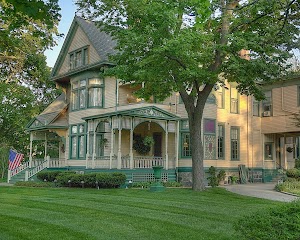 The Oliver Inn Bed & Breakfast