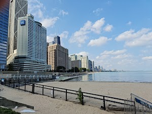 W Chicago - Lakeshore