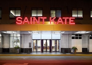 Saint Kate - The Arts Hotel